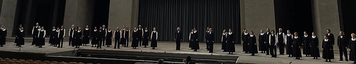 Passionsspiele Oberammergau 2022 - Der Chor in neuen Kostümen (©Foto:Martin Schmitz)